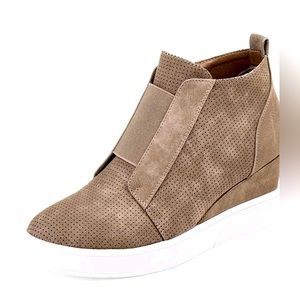 VANDIMI Wedge Booties For Women Fashion Ankle Boots With Side Zipper